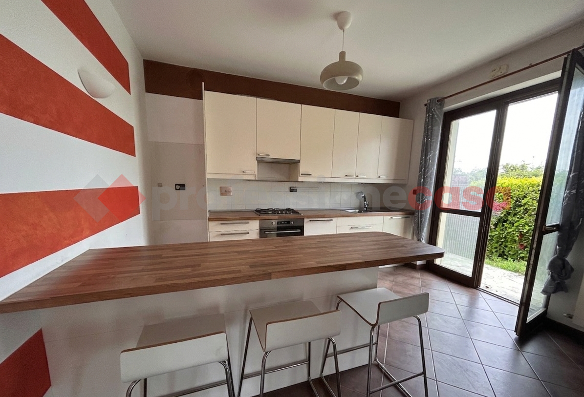 Villa con giardino a Cumiana