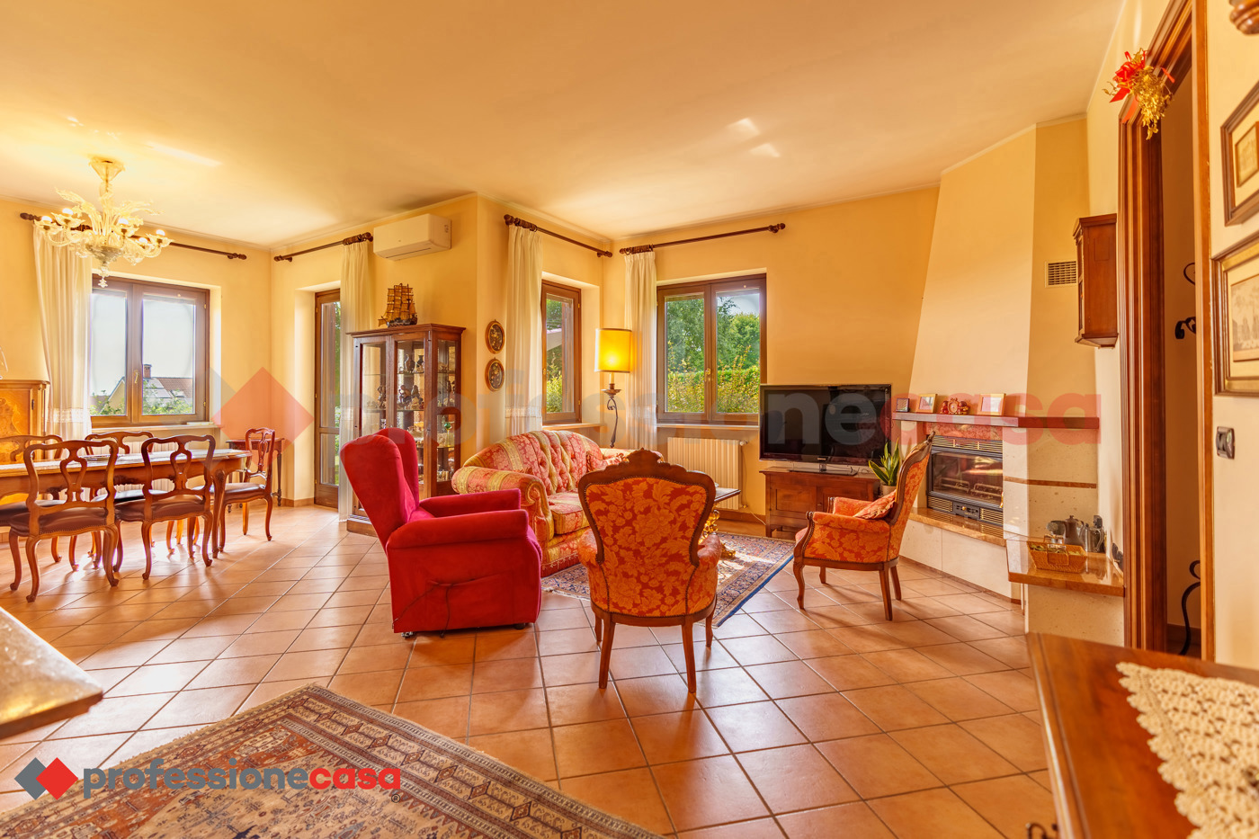 Villa con giardino a Cumiana