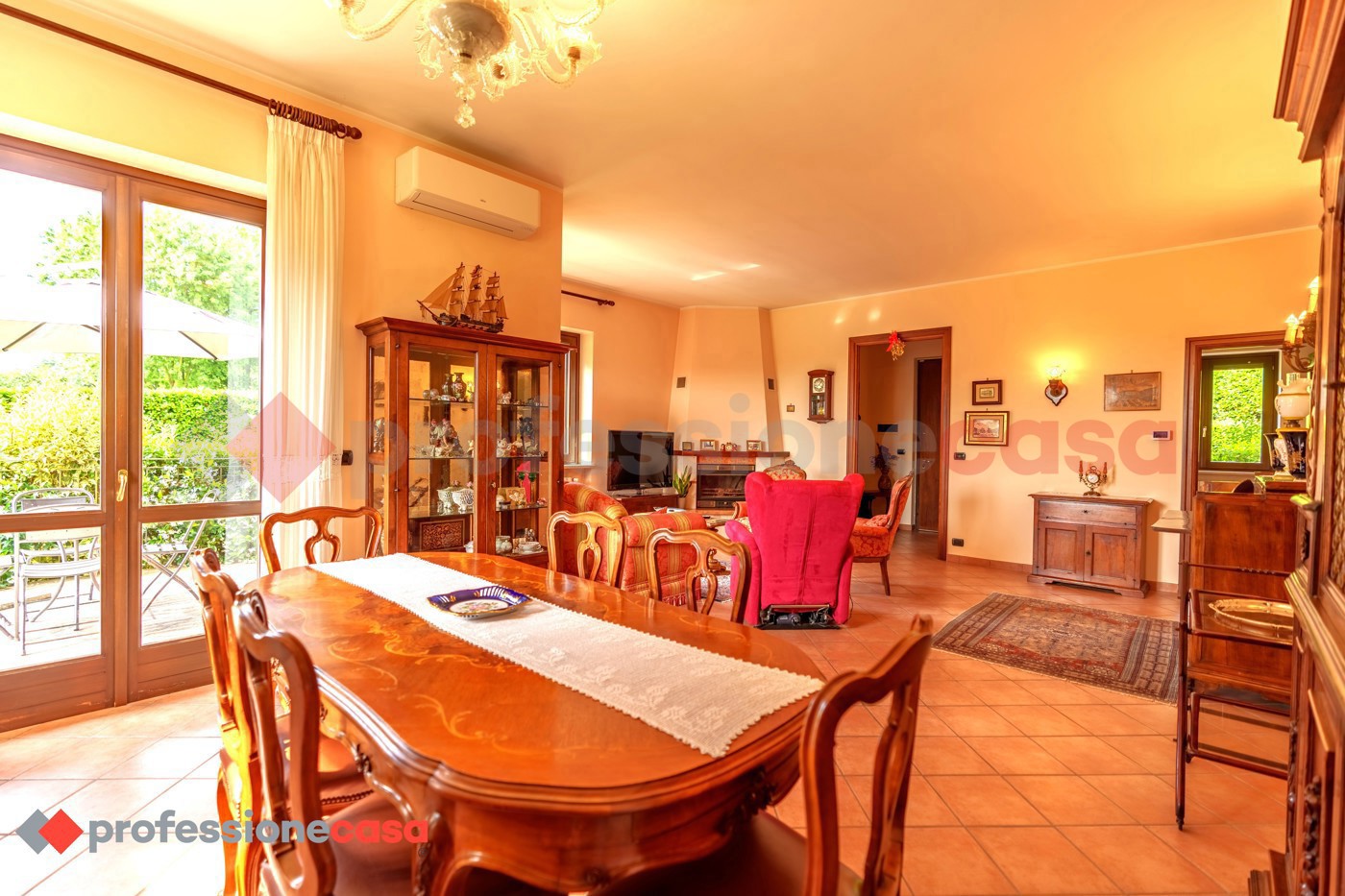Villa con giardino a Cumiana