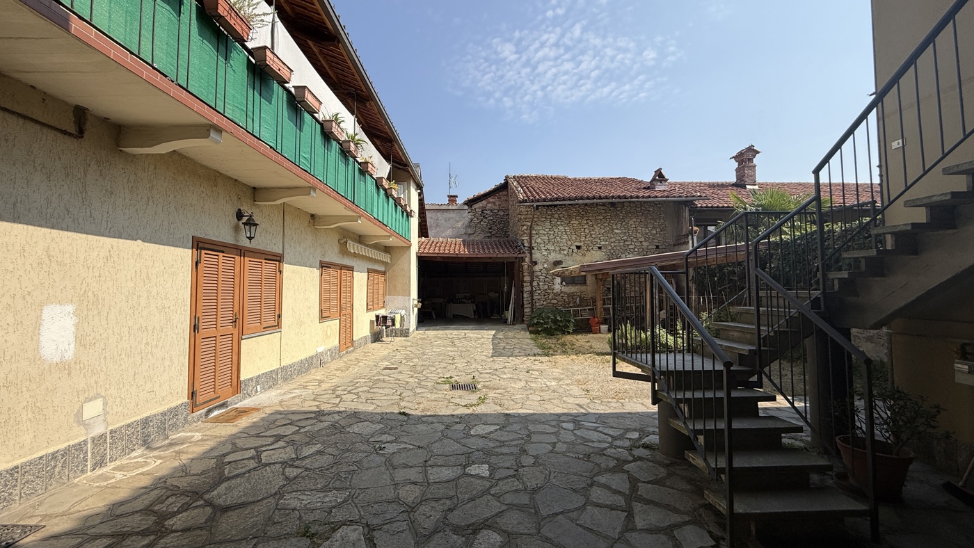 Monolocale in affitto a Frossasco