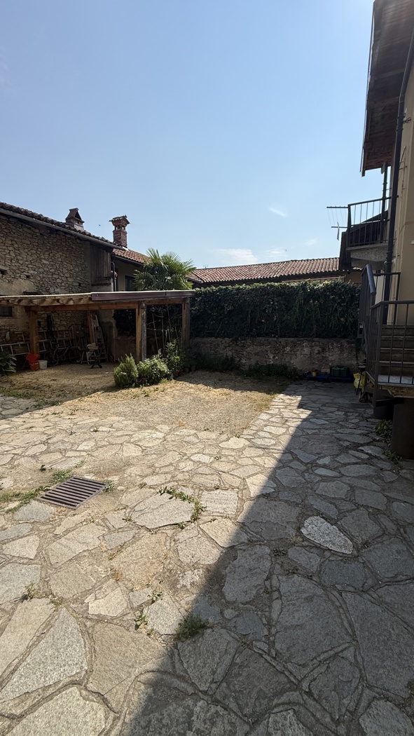 Monolocale in affitto a Frossasco
