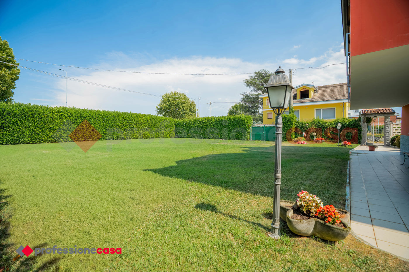 Villa con giardino a Cumiana