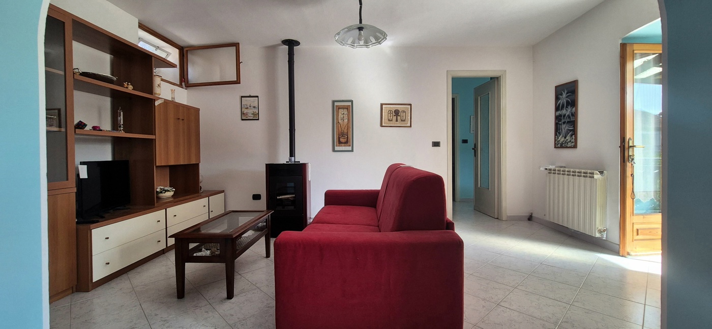 Rustico con giardino a Frossasco