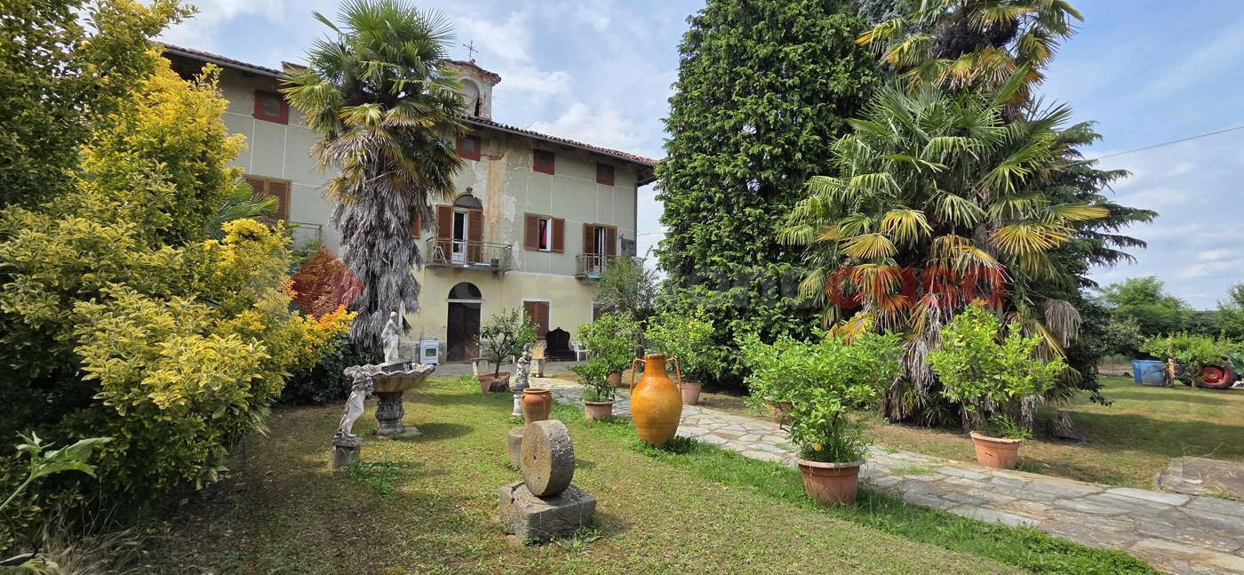 Casa indipendente con giardino a Pinerolo