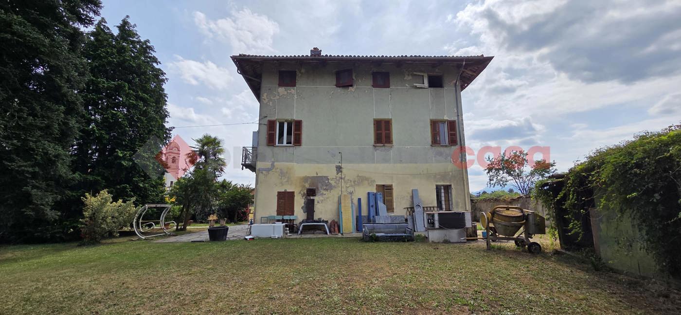 Casa indipendente con giardino a Pinerolo