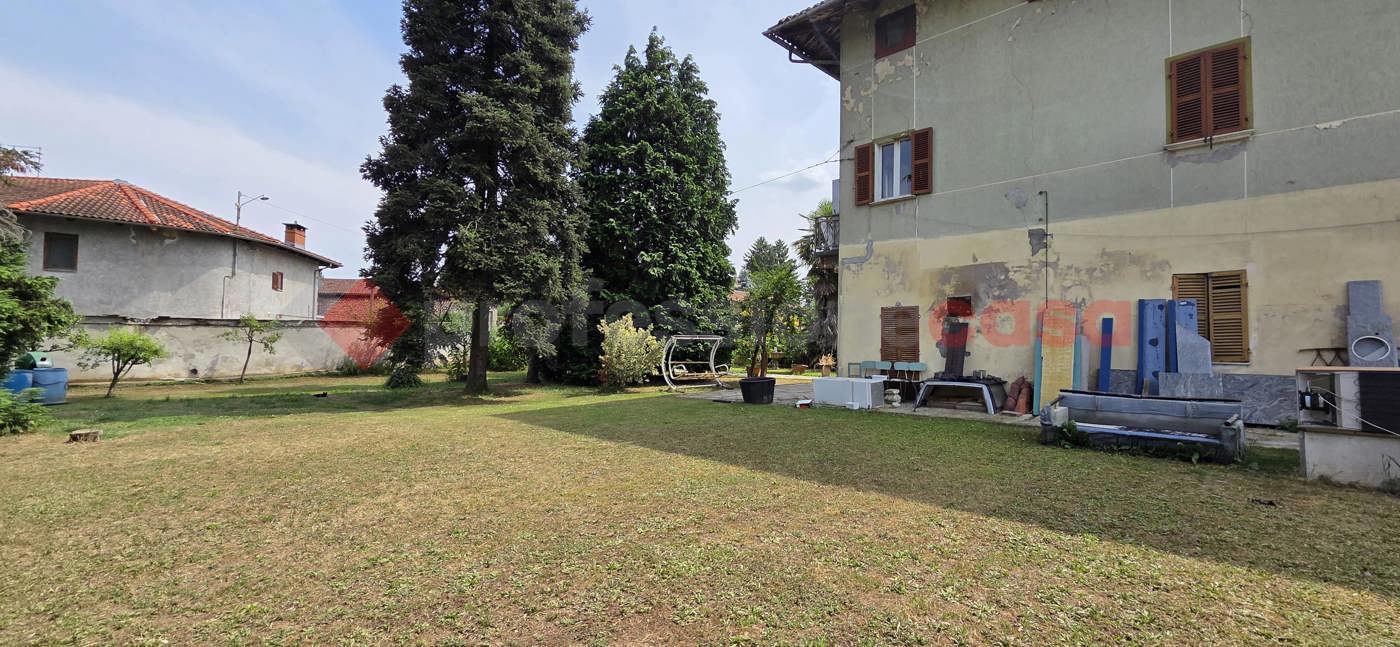 Casa indipendente con giardino a Pinerolo
