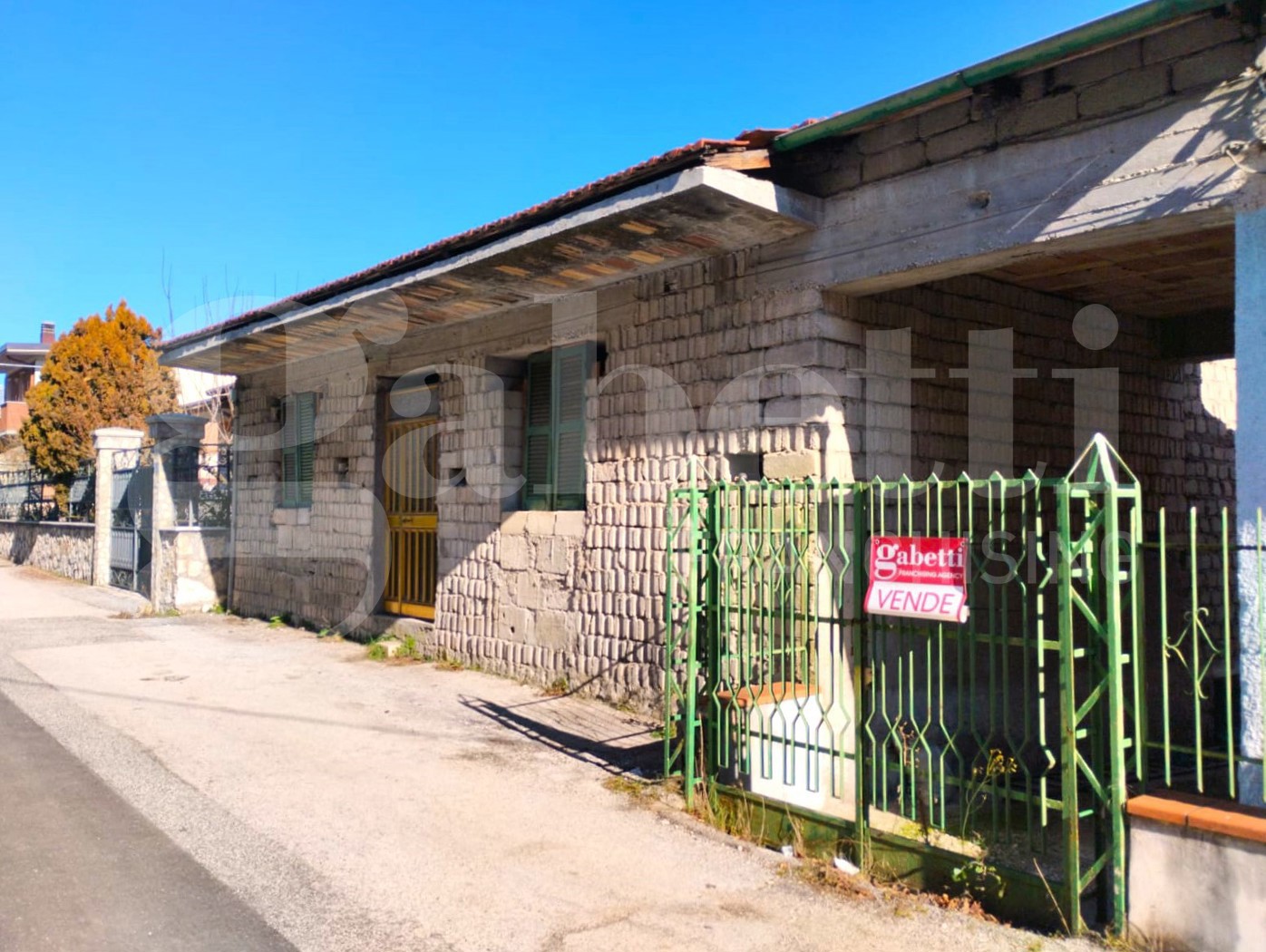 Casa indipendente con giardino a Avezzano