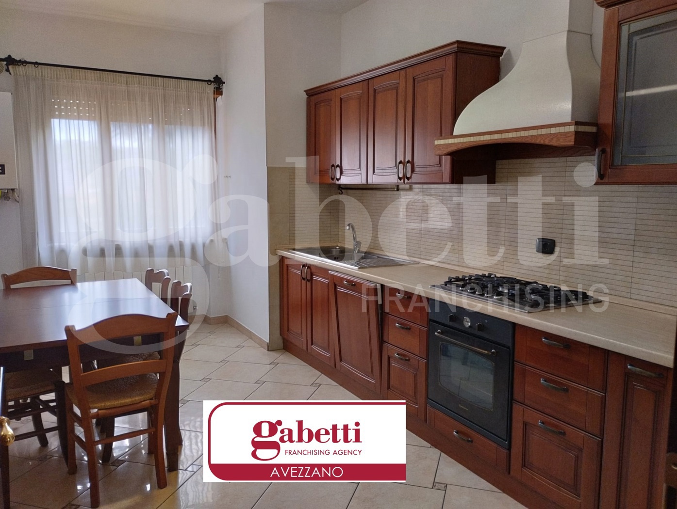 Trilocale arredato in affitto a Avezzano