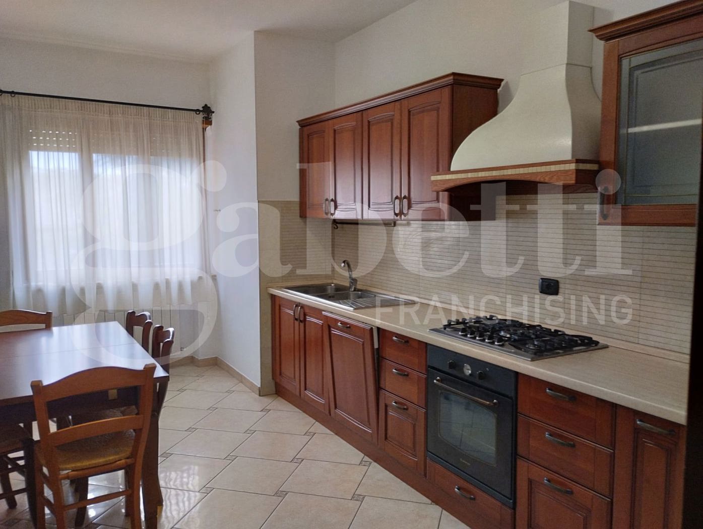 Trilocale arredato in affitto a Avezzano