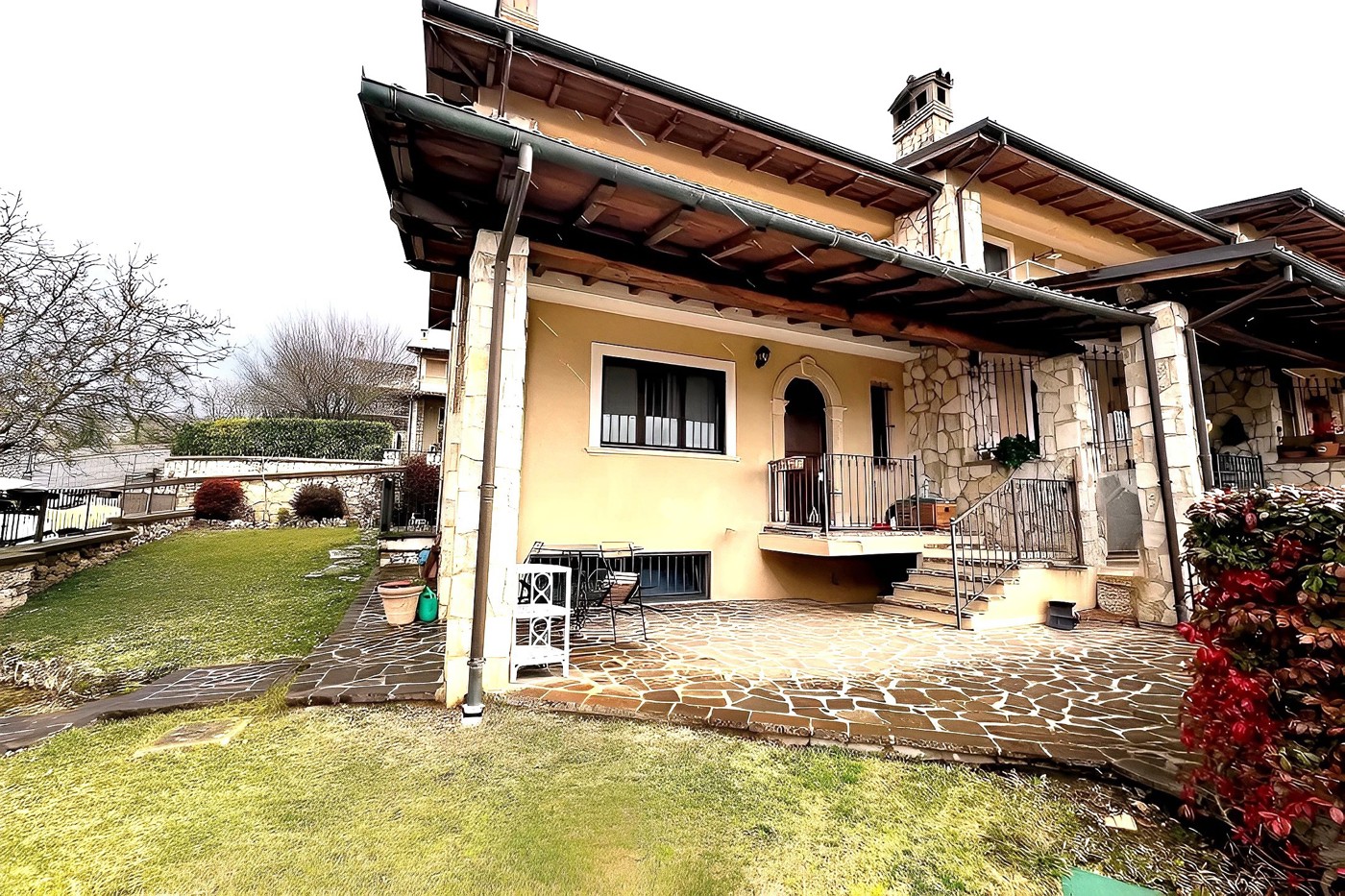 Villa con giardino a Avezzano