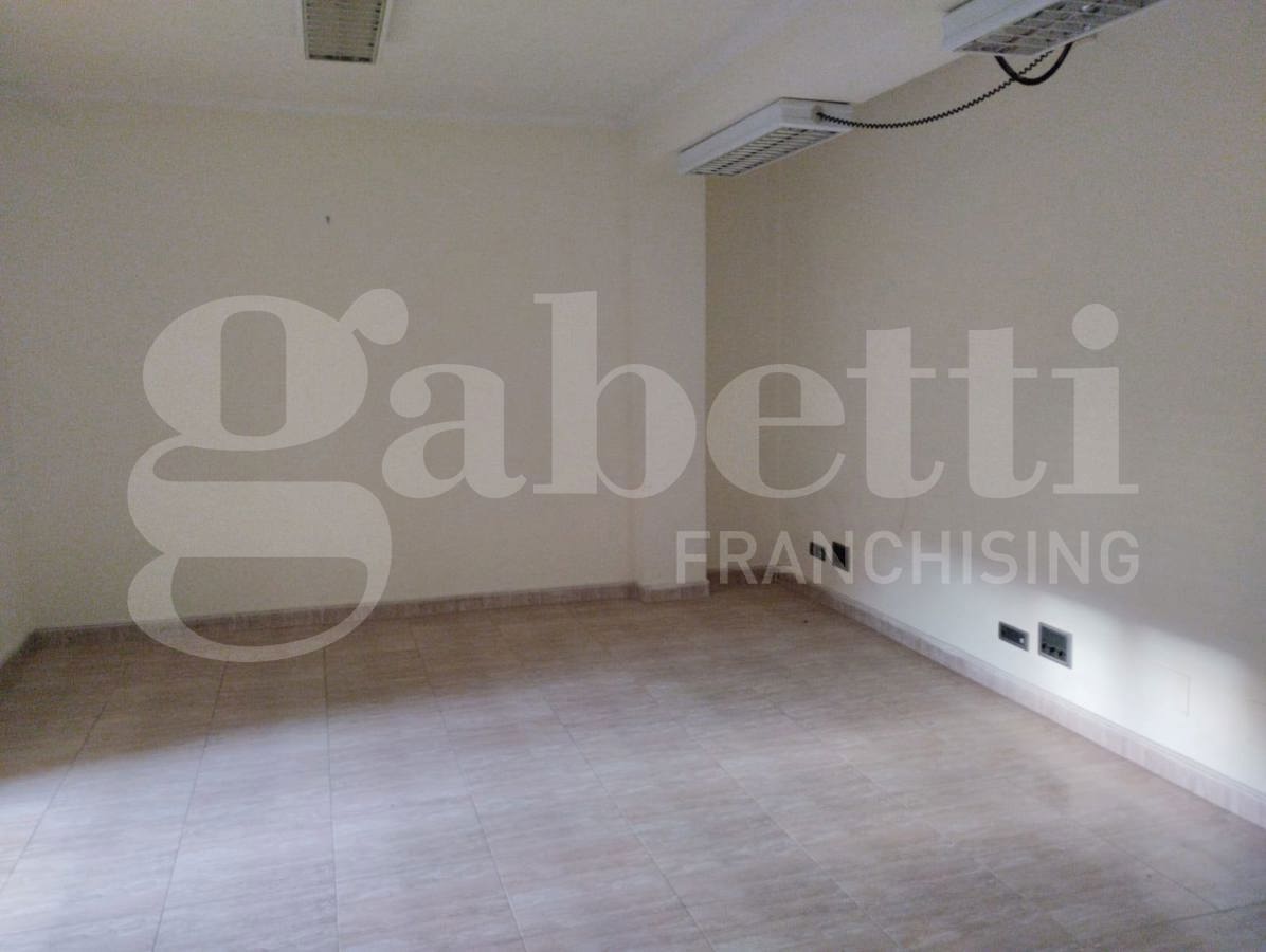 Ufficio in affitto a Avezzano
