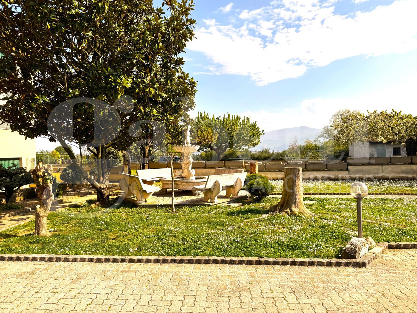 Casa indipendente con giardino a Avezzano