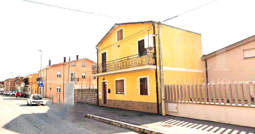 Casa indipendente in vendita a Avezzano