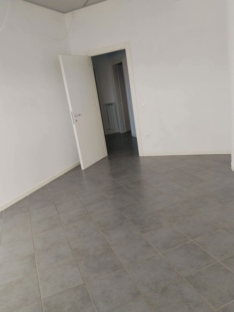 Ufficio in affitto a Avezzano