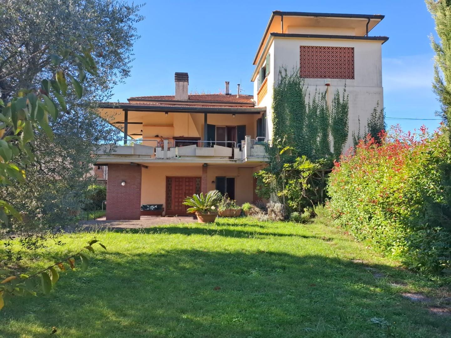 Villa in vendita a Santa Croce sull'Arno
