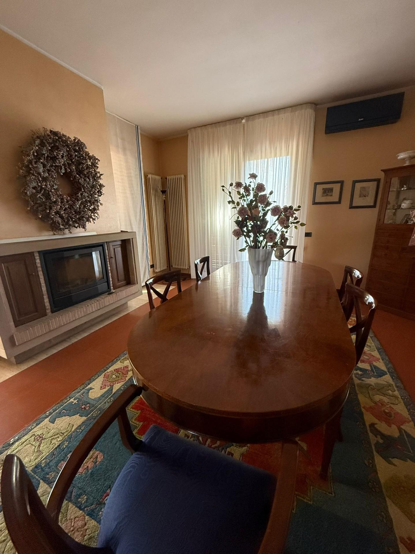 Villa con giardino a San Miniato