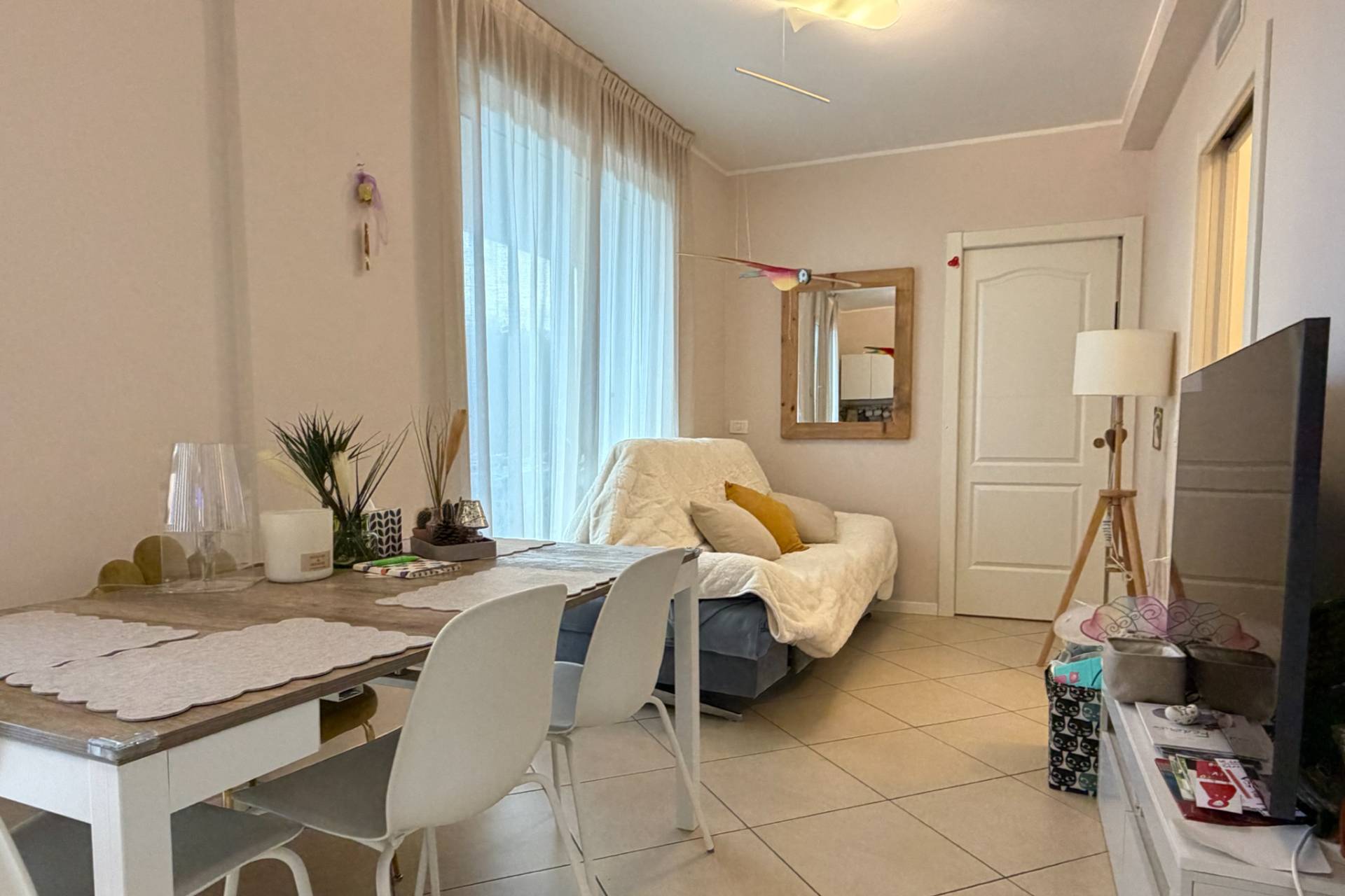 Appartamento in vendita a Pesaro, Mare