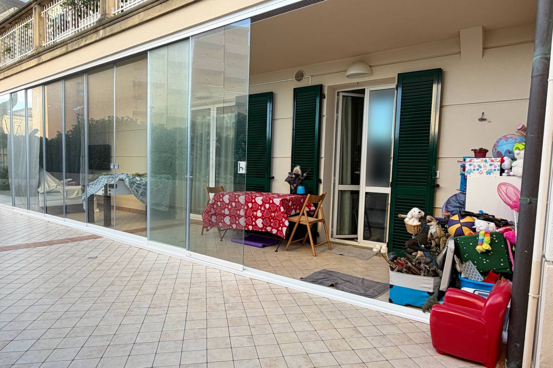 Appartamento in vendita a Pesaro, Mare