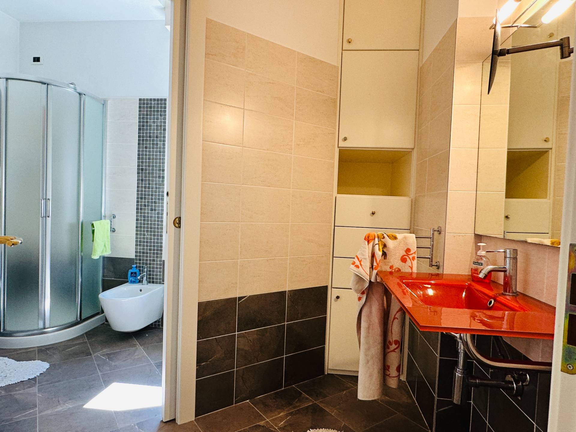 Appartamento in vendita a Pesaro, Mare