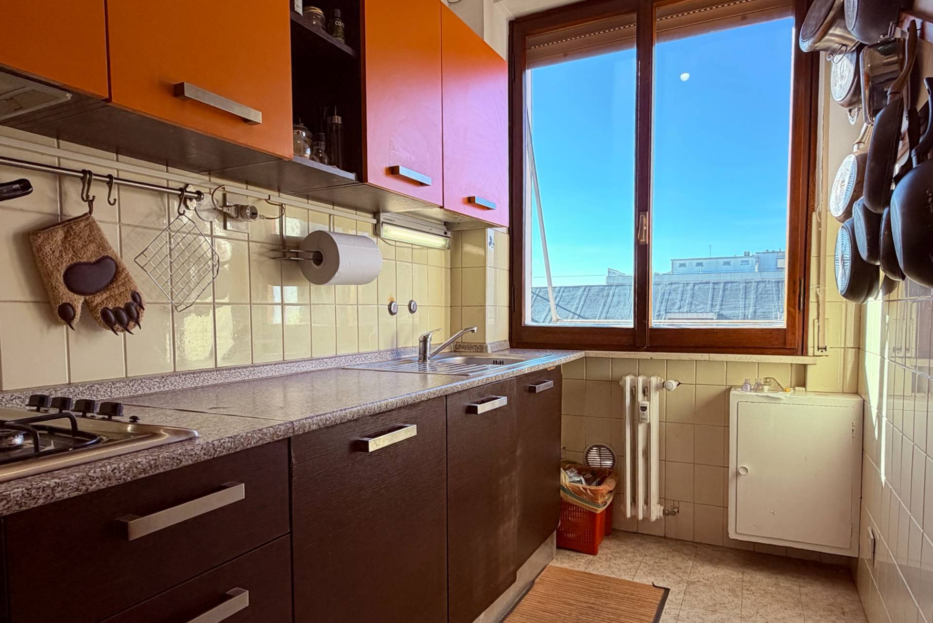 Appartamento in vendita a Pesaro, Mare