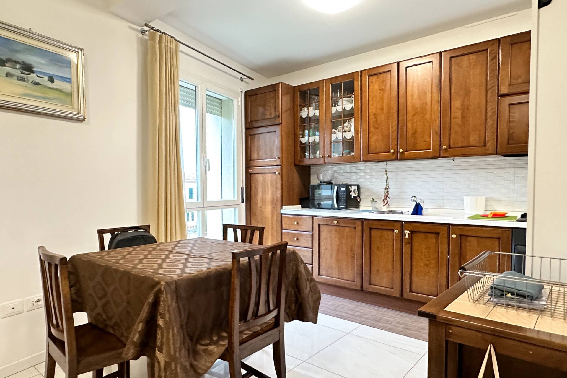 Appartamento in vendita a Pesaro, Mare