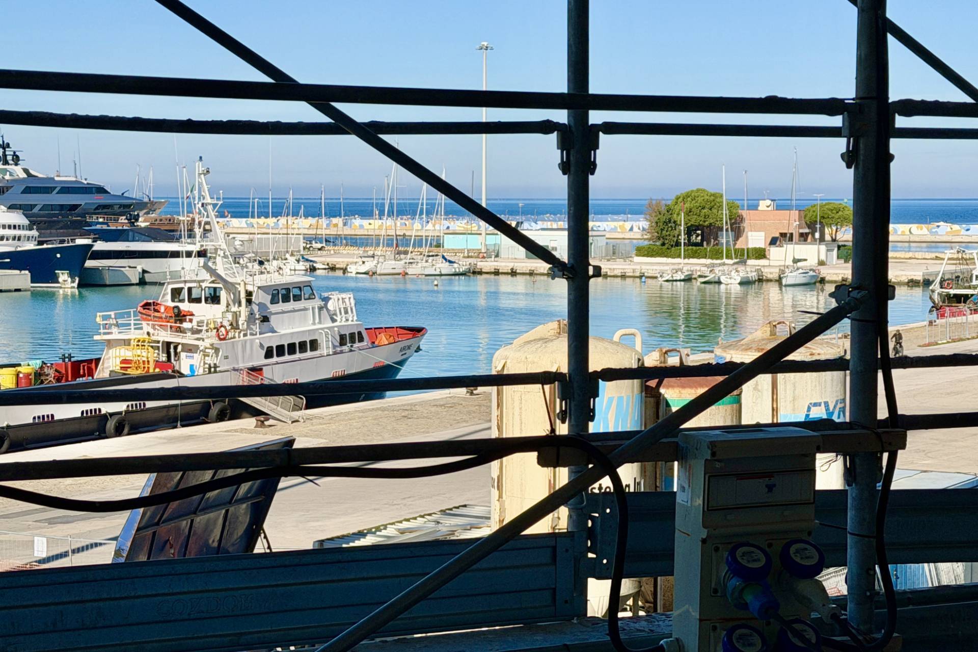 Appartamento in vendita a Pesaro, Mare