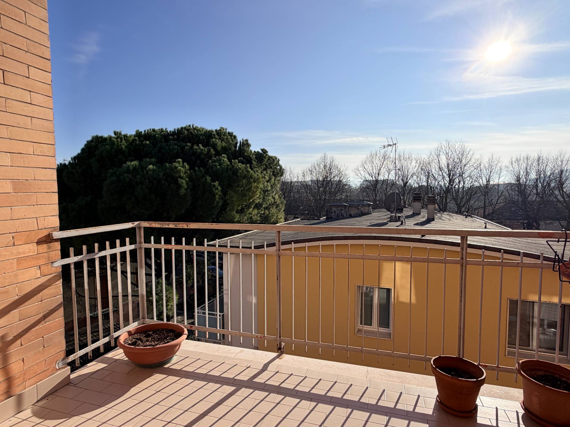 Appartamento in vendita a Pesaro, Mare