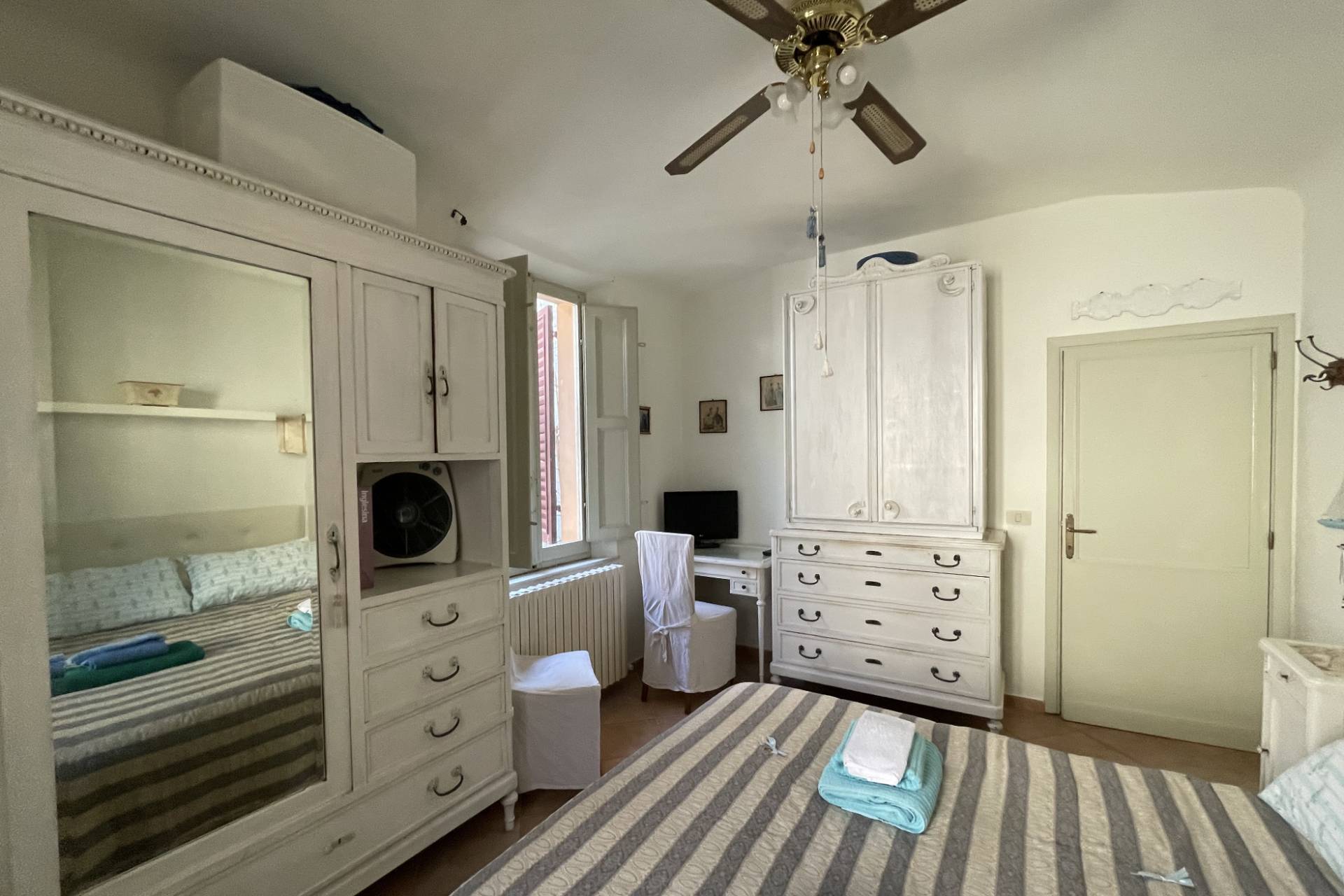 Appartamento in vendita a Pesaro, Centro