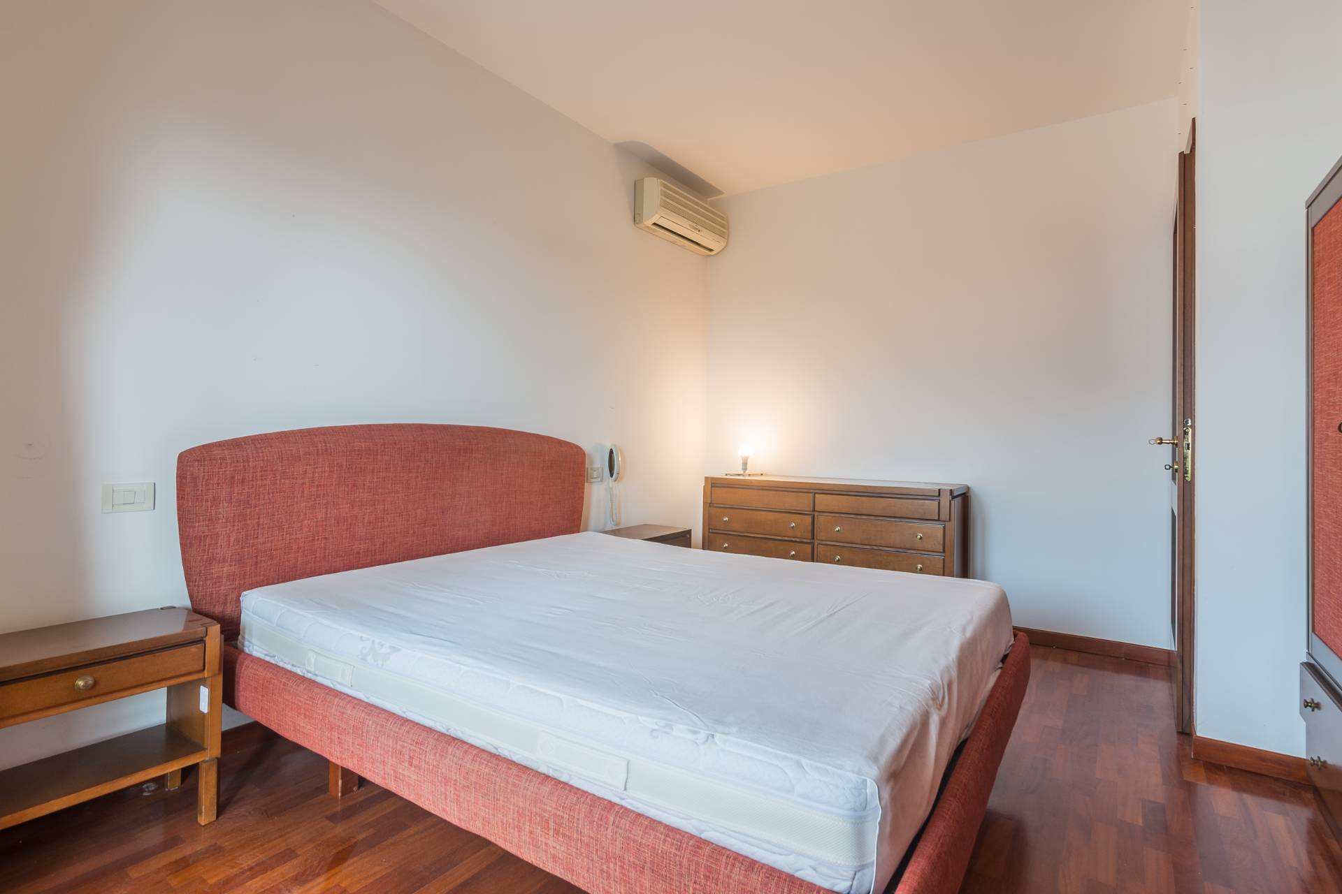 Appartamento in vendita a Pesaro, Mare