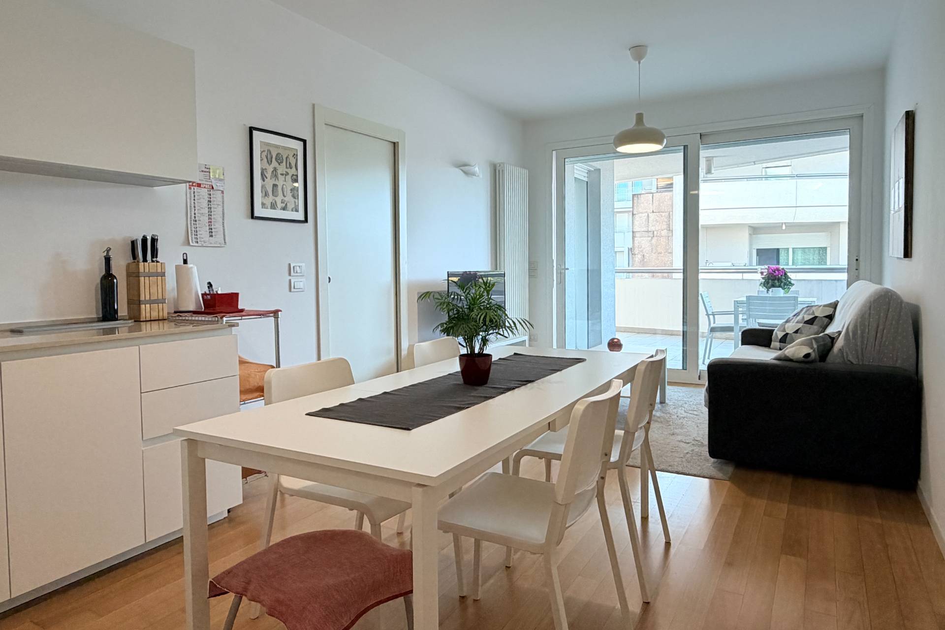 Appartamento in vendita a Pesaro, Mare