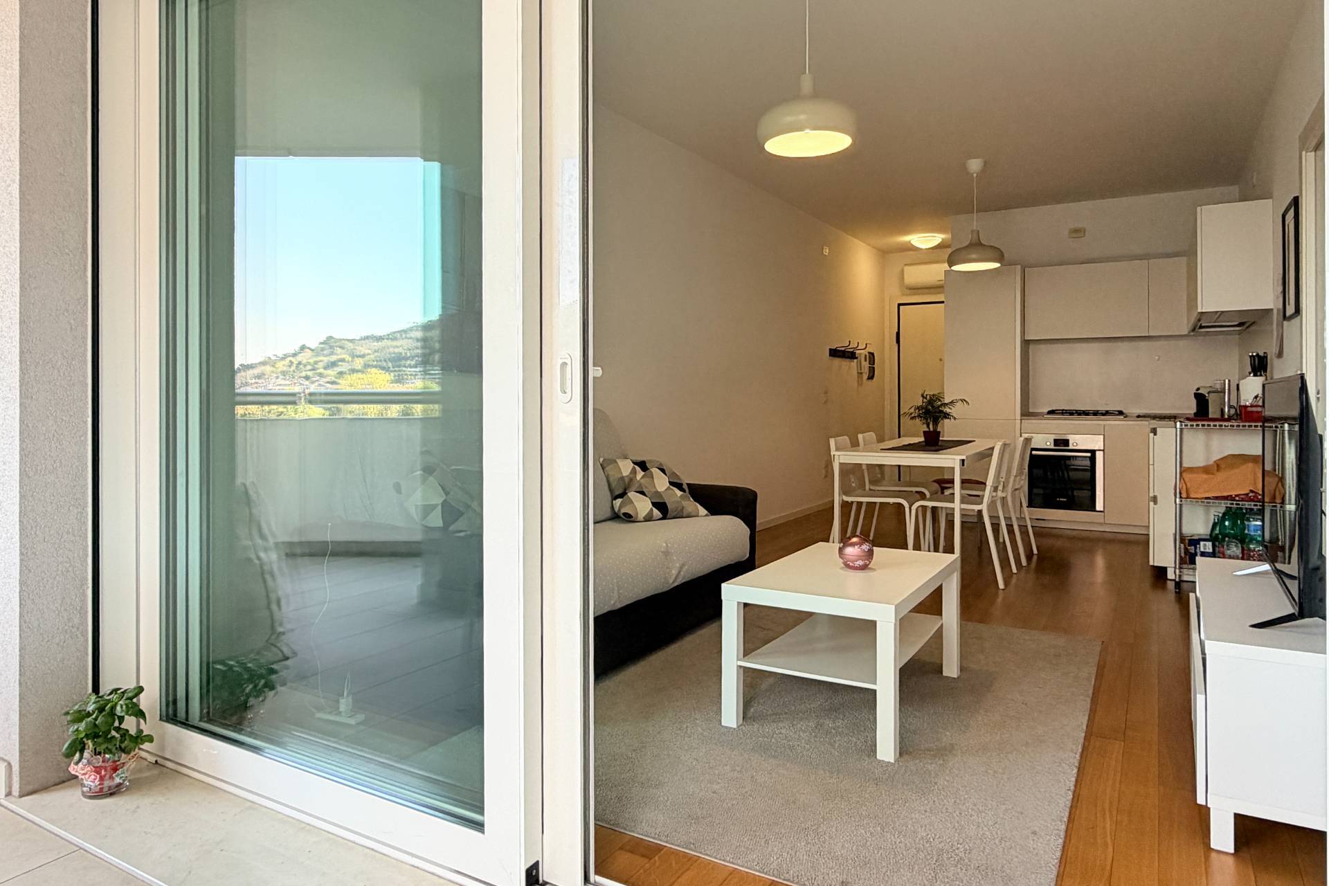 Appartamento in vendita a Pesaro, Mare