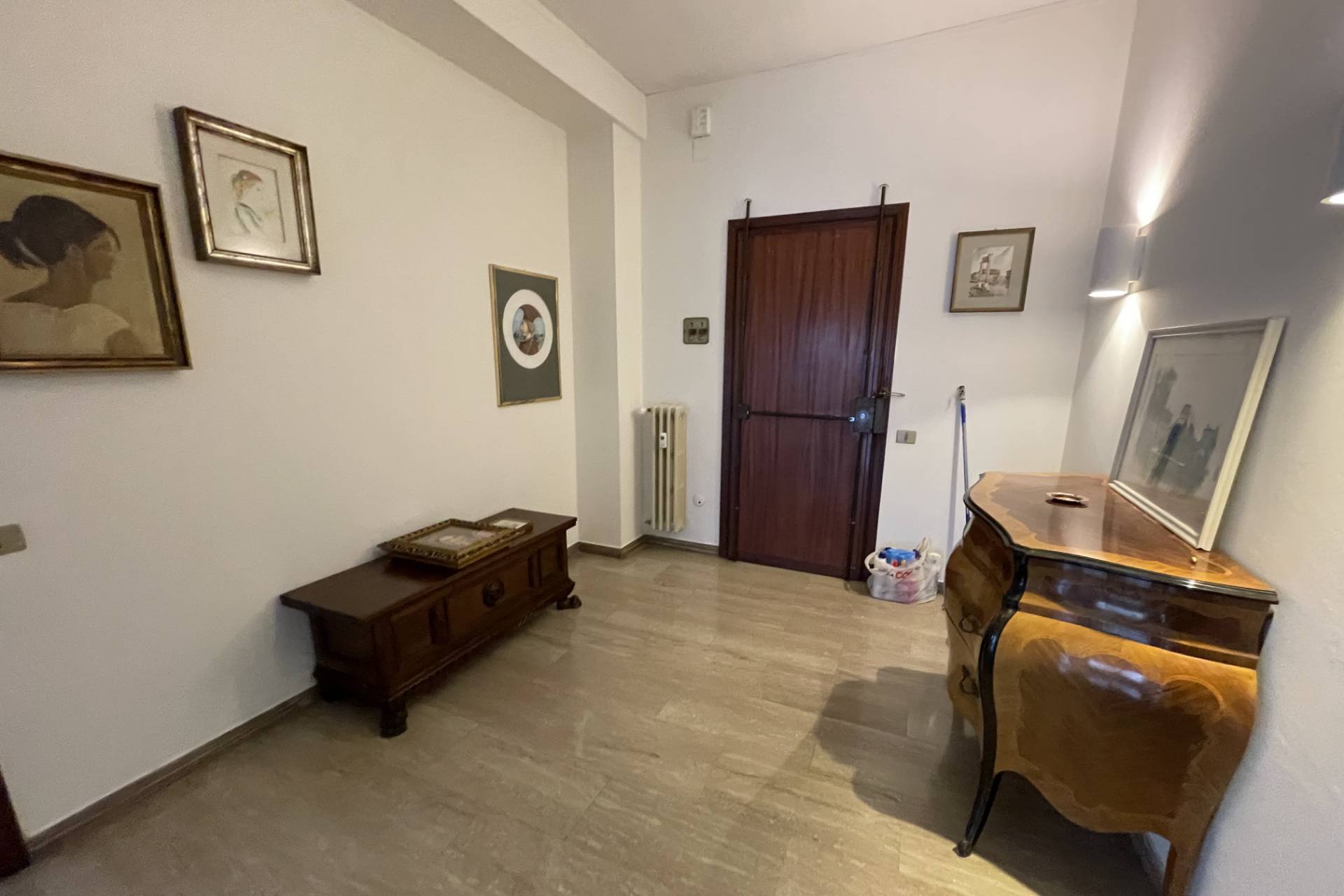 Appartamento in vendita a Pesaro, Mare