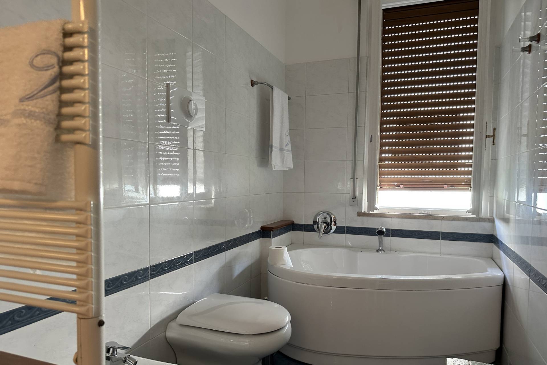 Villa in vendita a Pesaro, Montegranaro