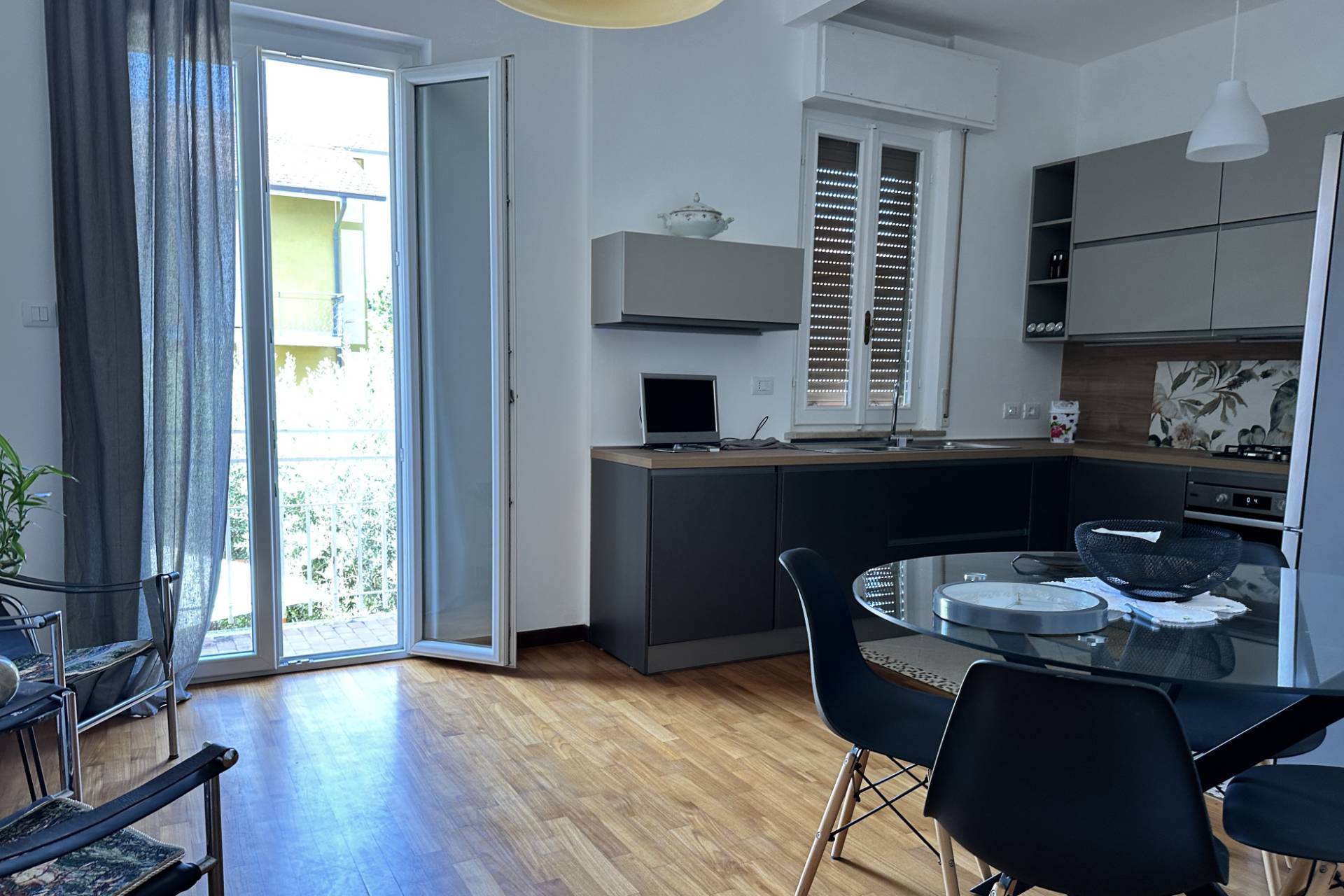 Villa in vendita a Pesaro, Montegranaro