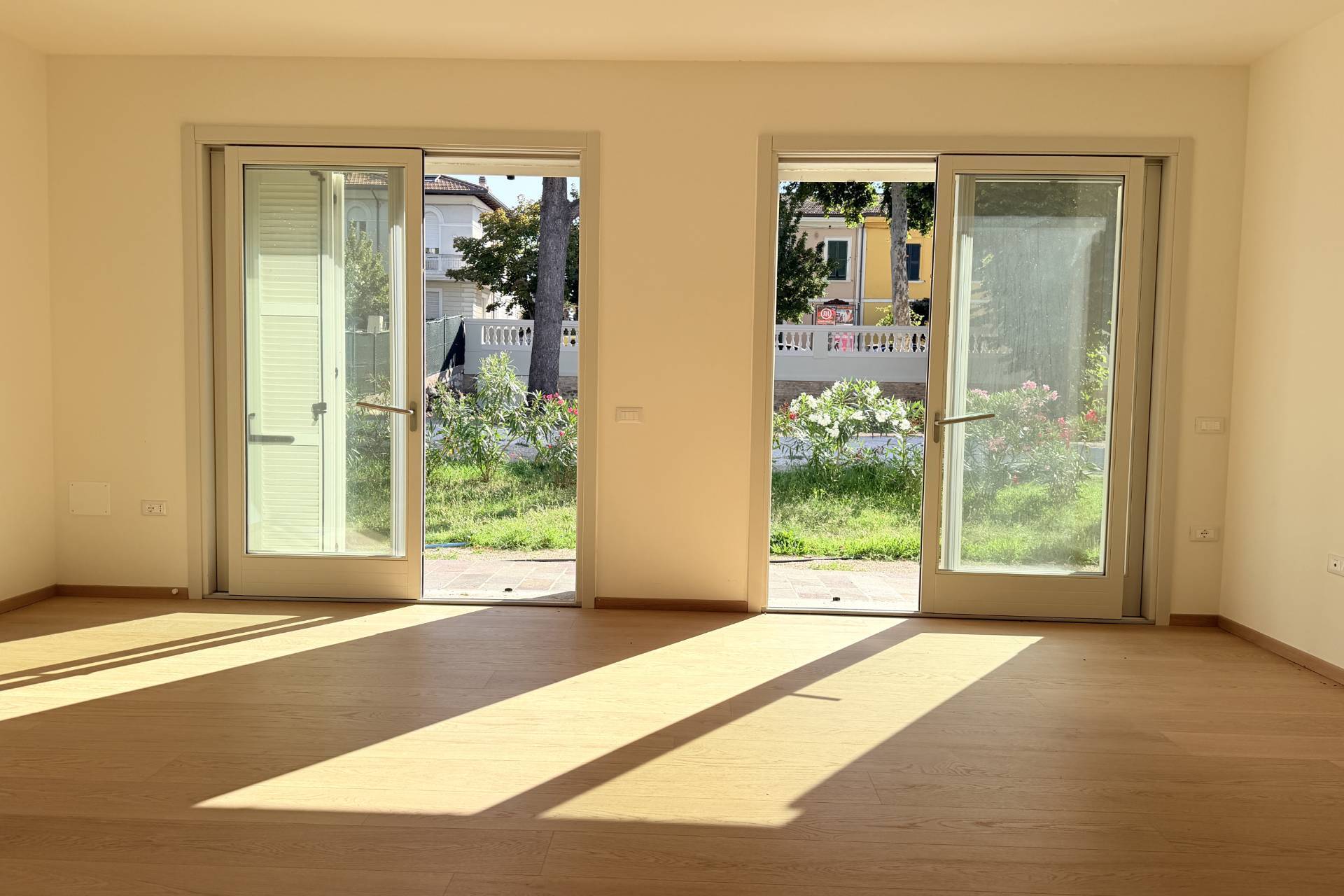 Villa in vendita a Pesaro, Mare