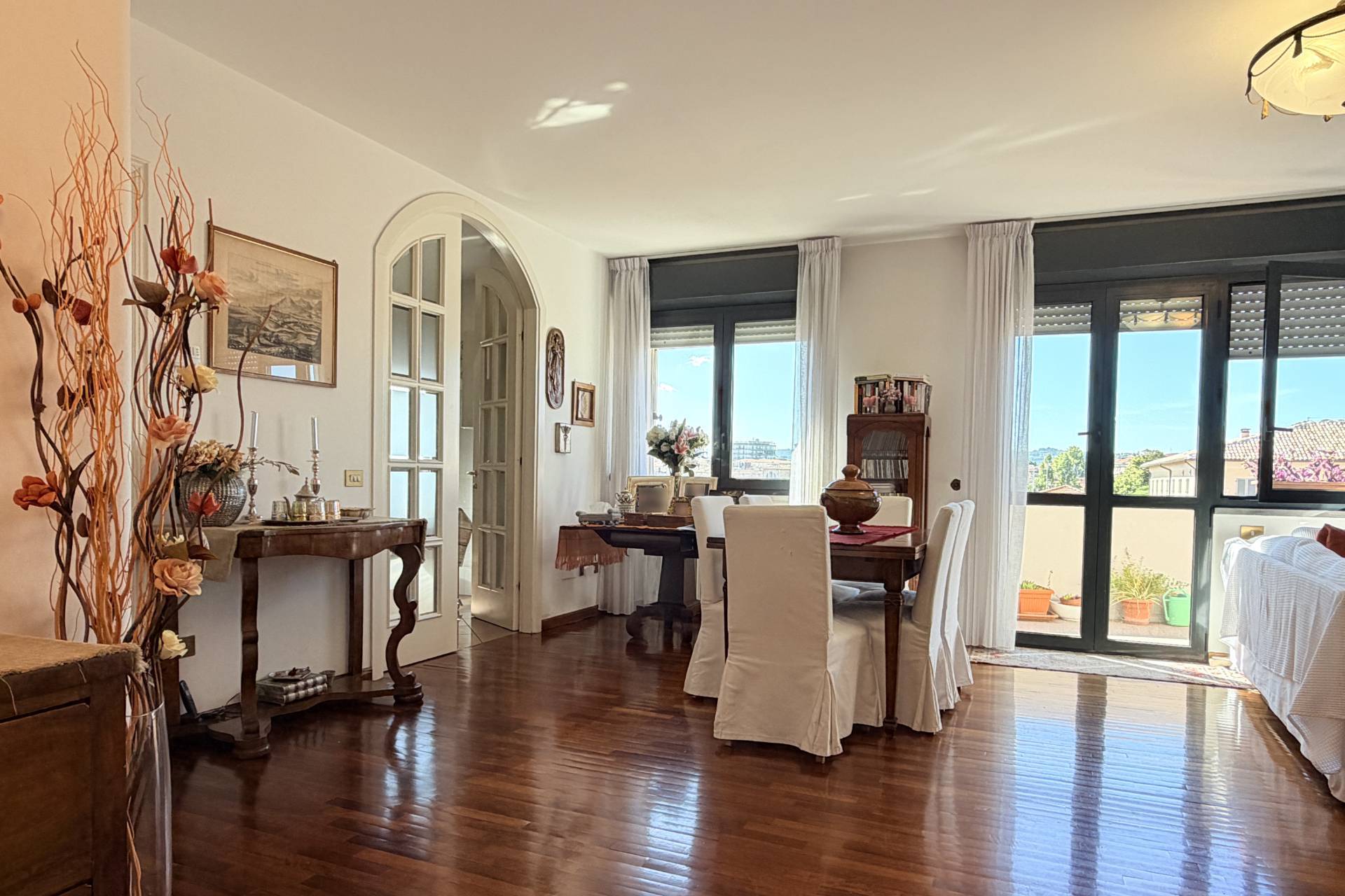 Appartamento in vendita a Pesaro, Centro