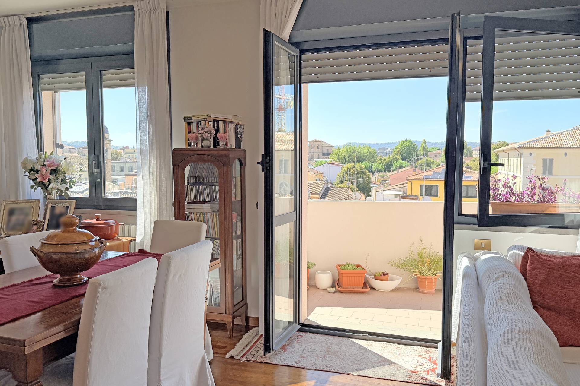 Appartamento in vendita a Pesaro, Centro