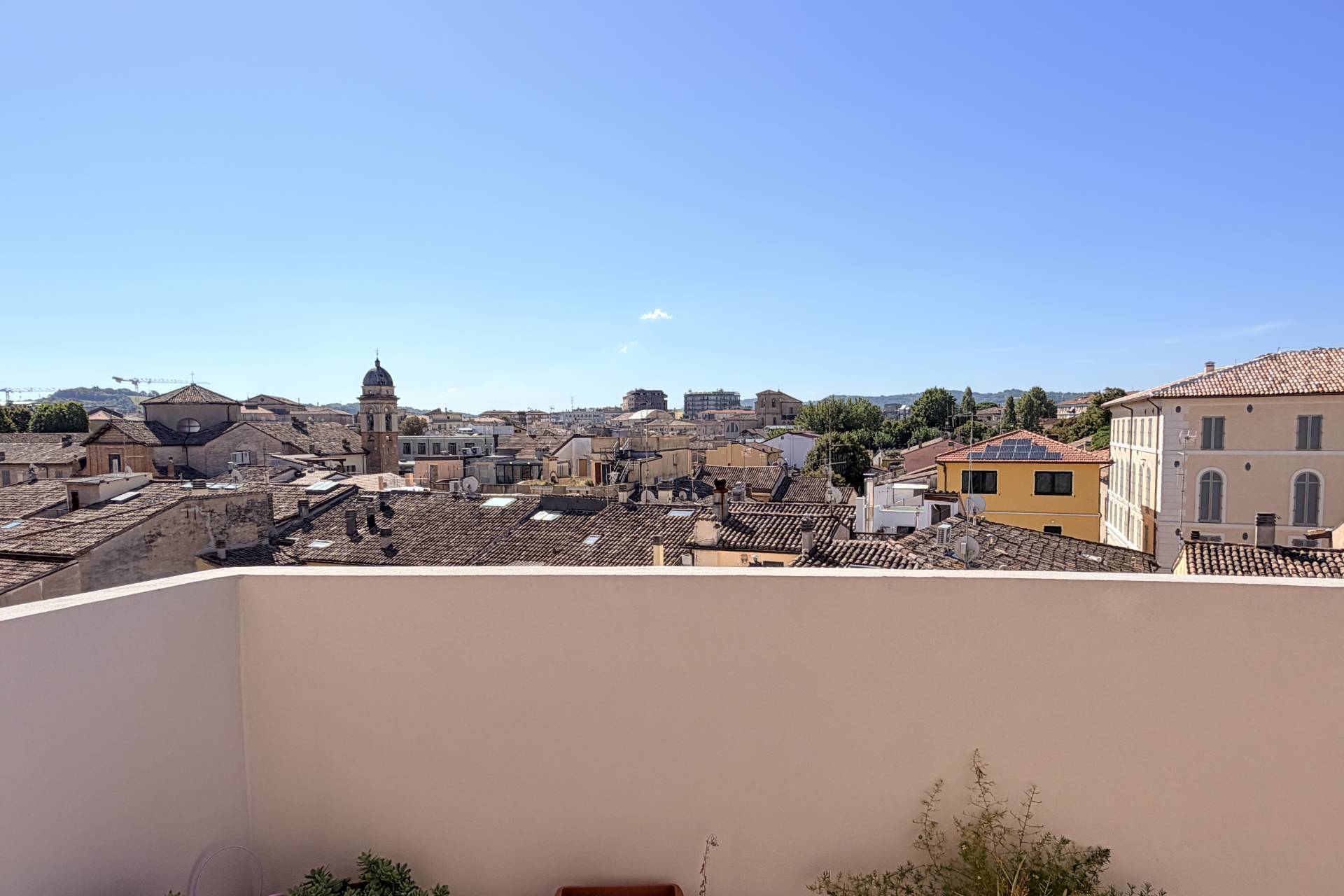 Appartamento in vendita a Pesaro, Centro