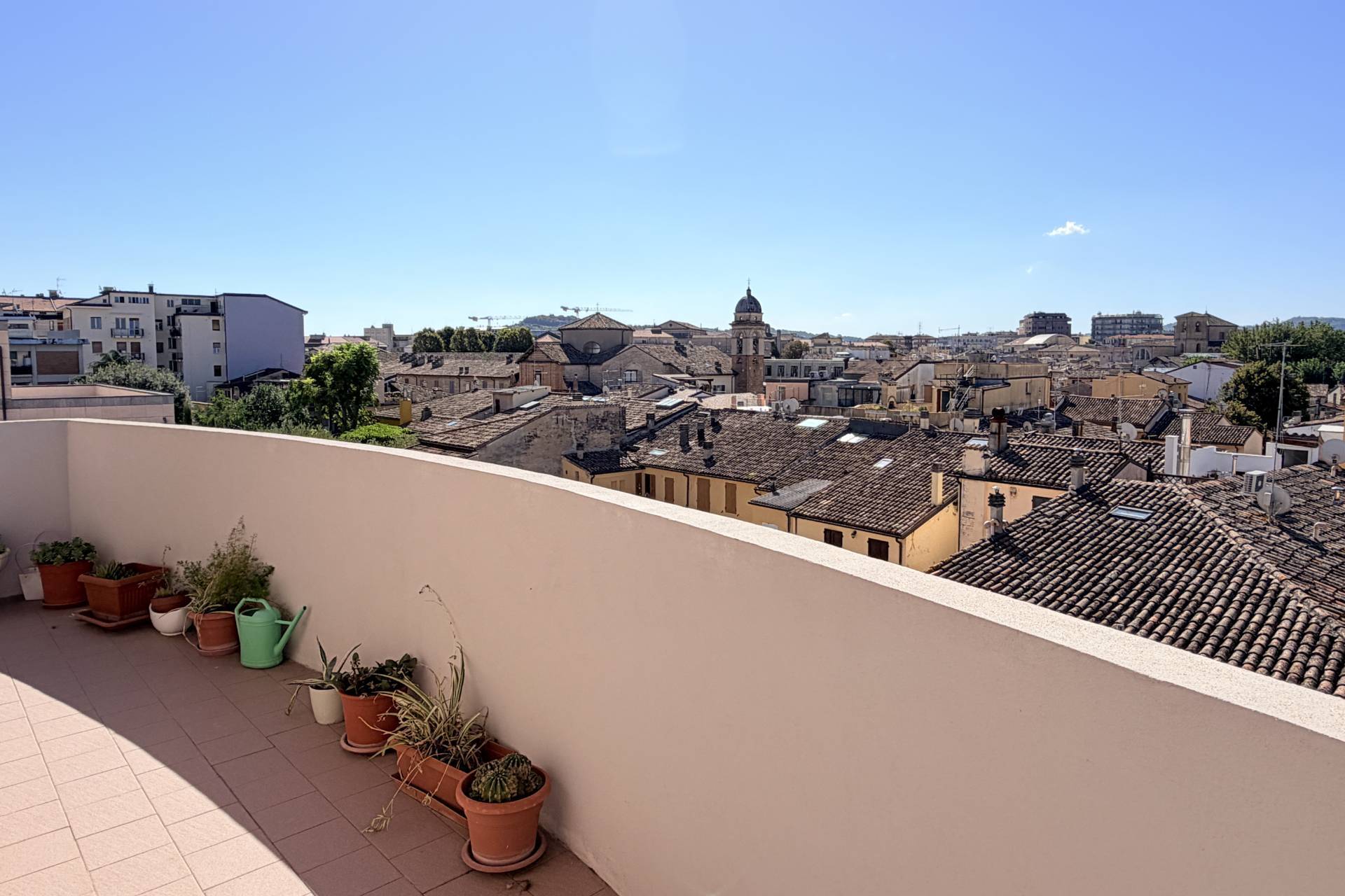 Appartamento in vendita a Pesaro, Centro