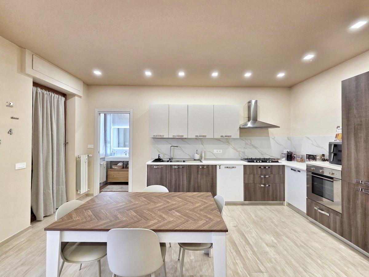 Quadrilocale ristrutturato a Massa