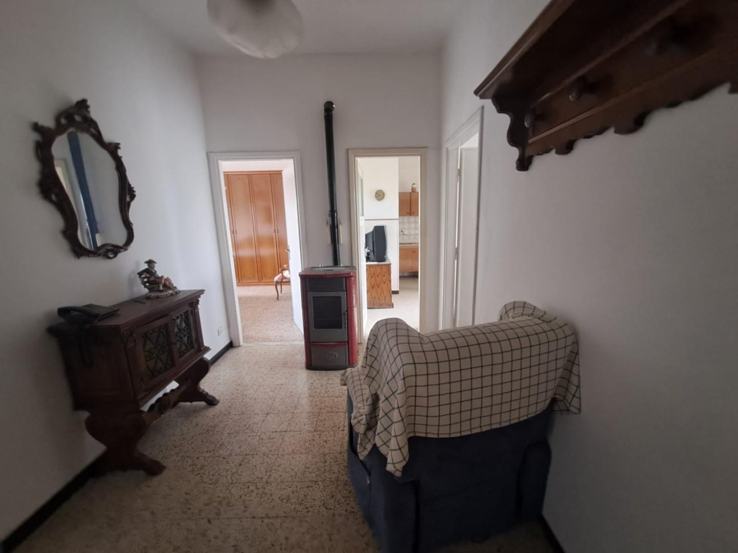 Quadrilocale da ristrutturare a Massa