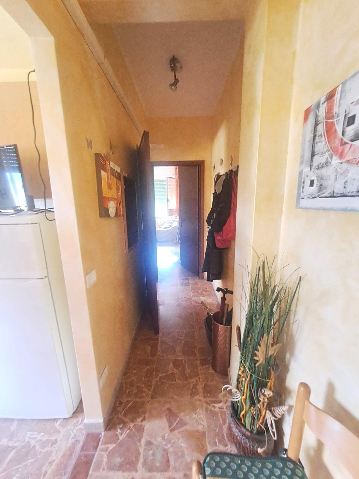 Bilocale in vendita, Massa marina di