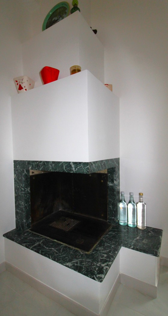 Quadrilocale con box a Casamassima