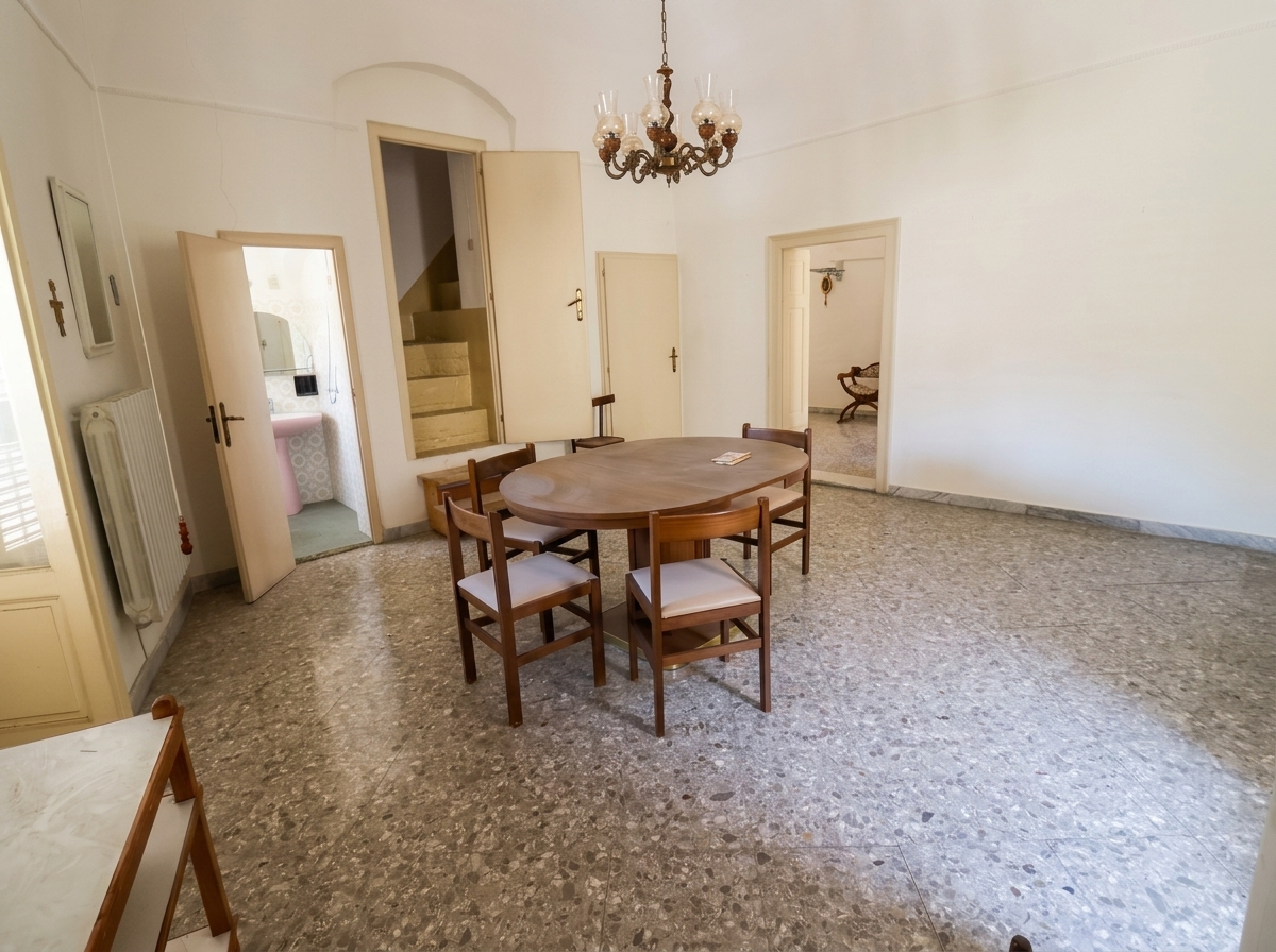Casa indipendente da ristrutturare a Casamassima
