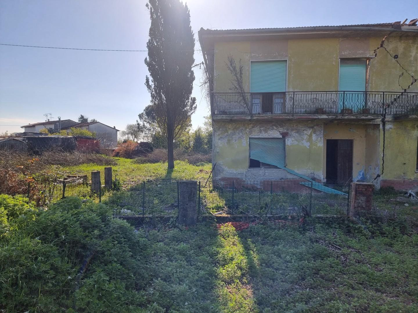 Casa indipendente con giardino, Santa Maria a Monte ponticelli