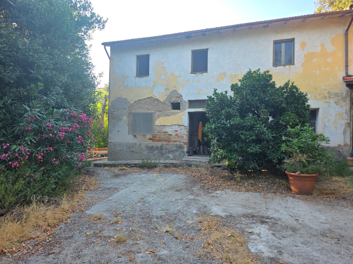Casa indipendente con giardino a Palaia