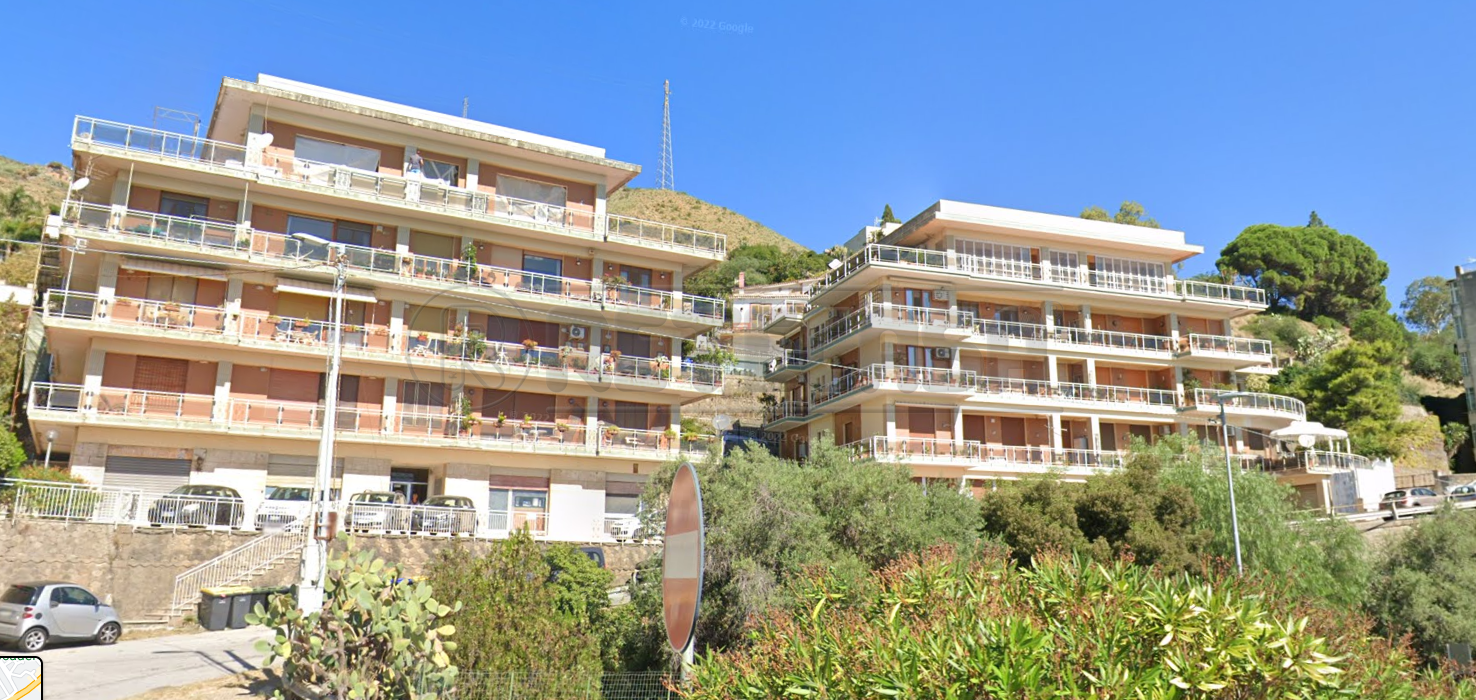 Appartamento vista mare in 2980 s.da panoramica dello stretto 2980, Messina