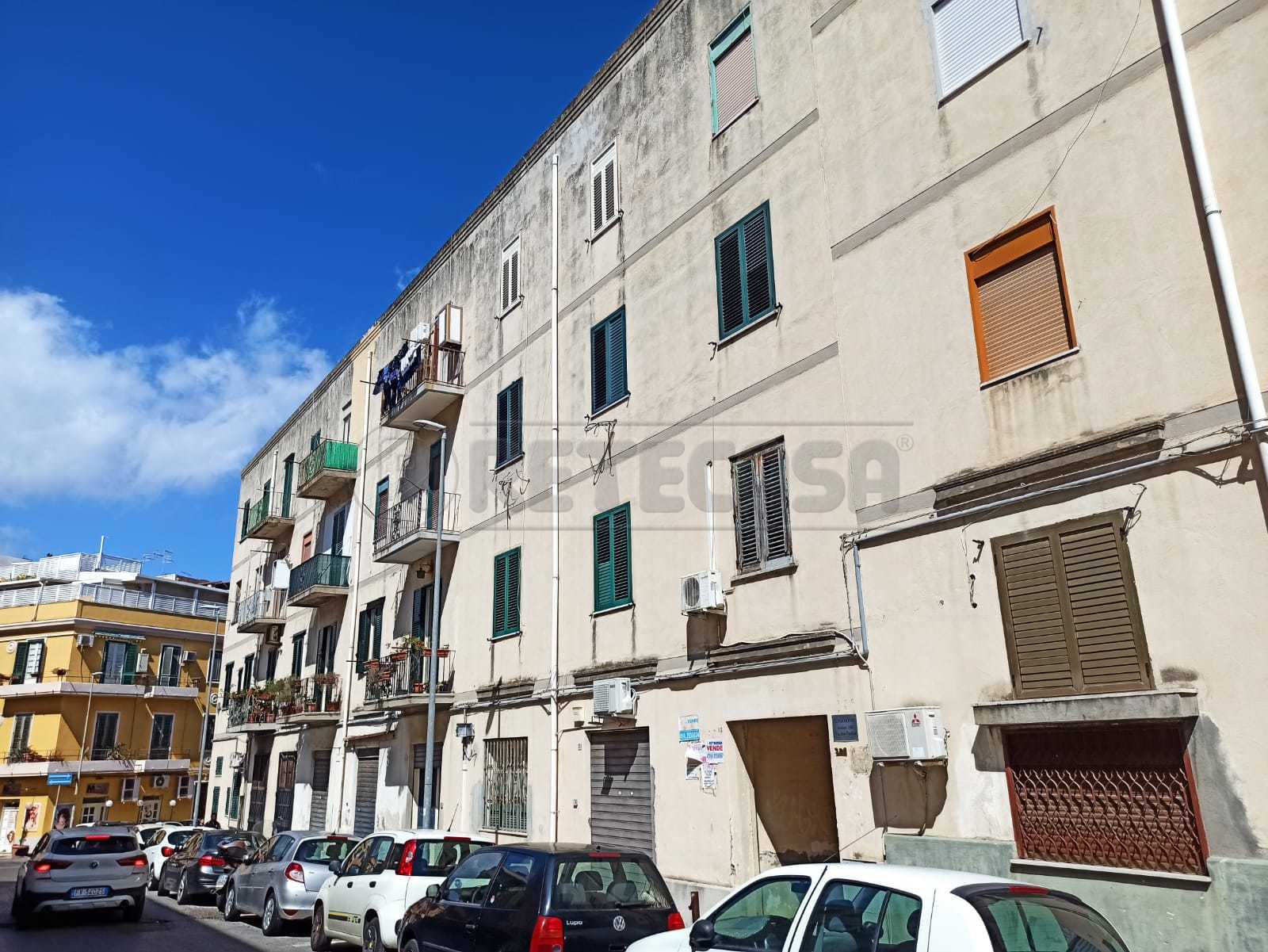 Trilocale da ristrutturare a Messina