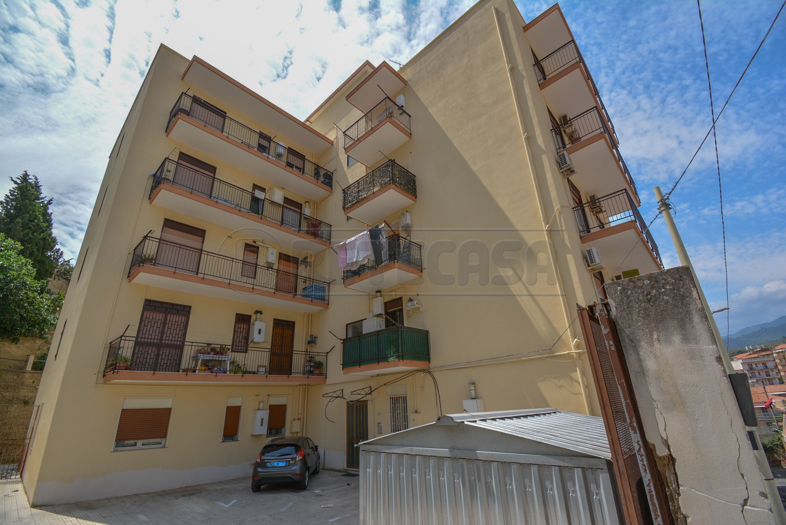 Trilocale da ristrutturare in via pazienza 9, Messina