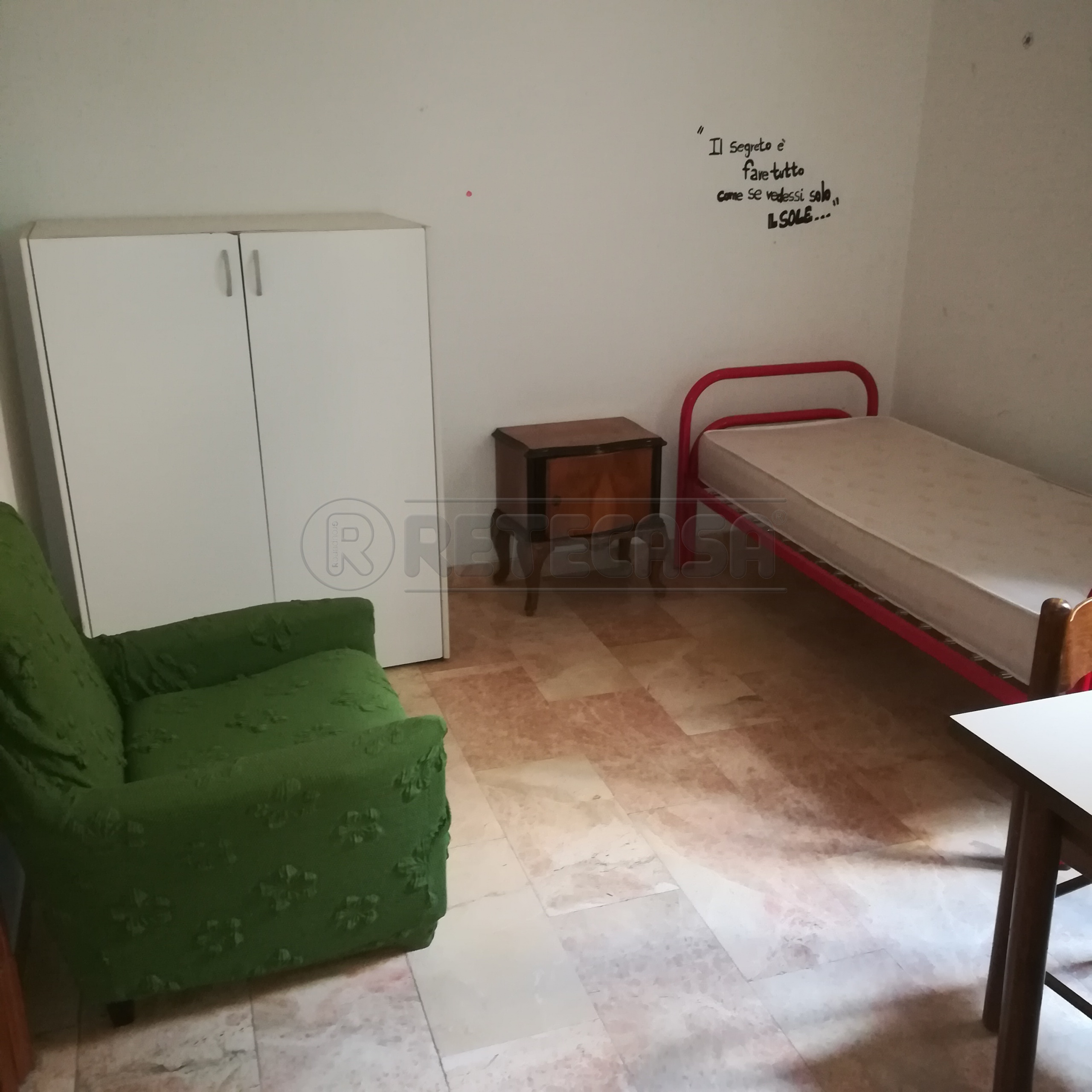 Bilocale da ristrutturare in via maddalena 108, Messina